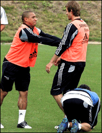 wayni mzah  hada asahbi